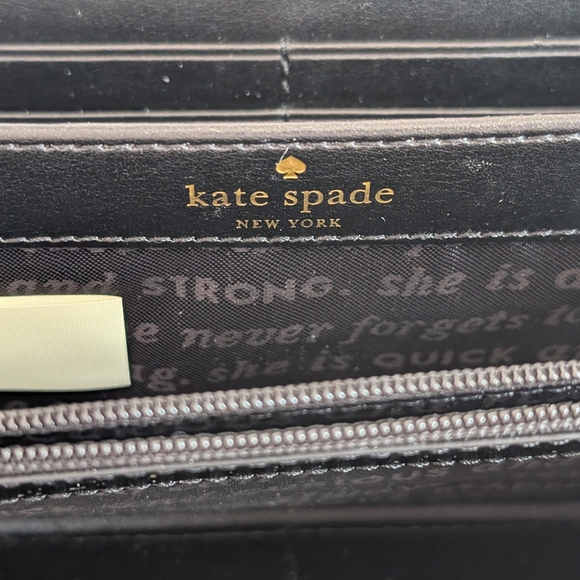 Kate Spade Pink/Purple Iridescent Zippy Wallet Storybook Lining Full Size NWOT - Picture 4 of 5